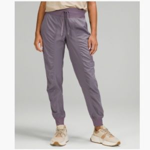 Lulu Joggers!!